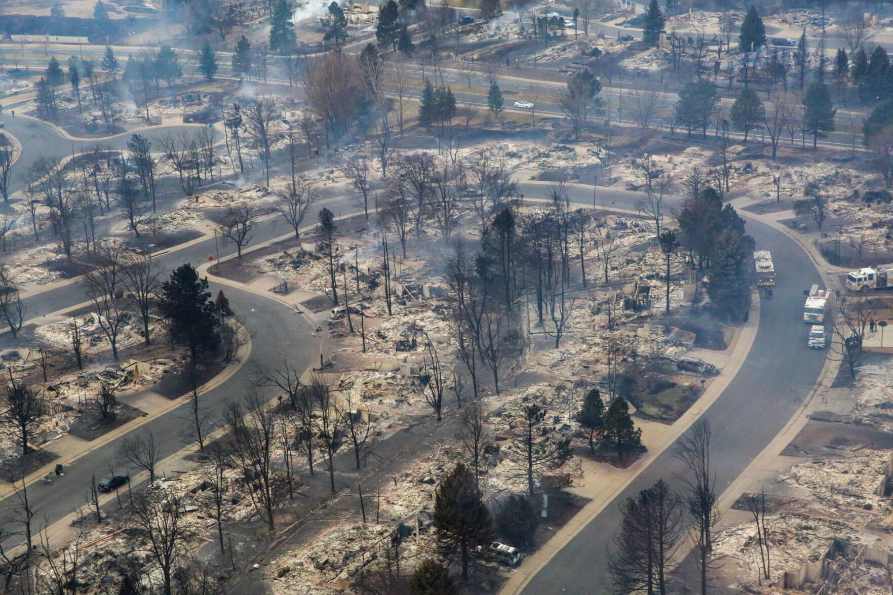 211231-POLIS-WILDFIRES-FLYOVER